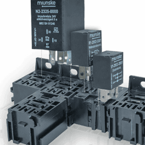 Relais - und Zubehör